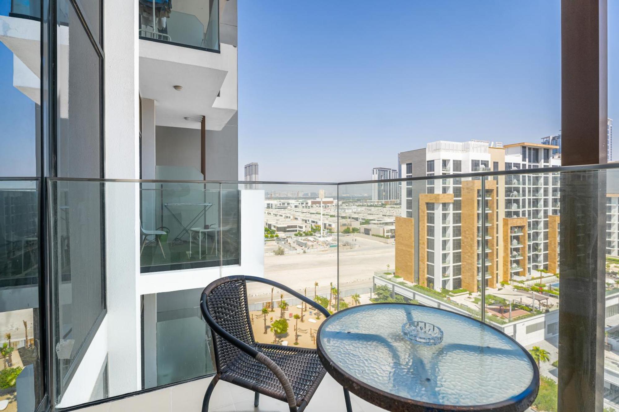 Escape24 Stylish Studio Azizi Riviera 8 Meydan One Dubai Exterior photo