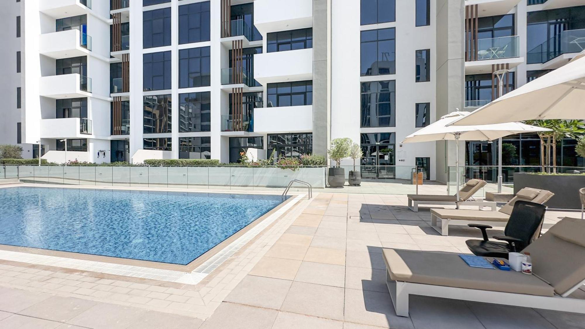 Escape24 Stylish Studio Azizi Riviera 8 Meydan One Dubai Exterior photo